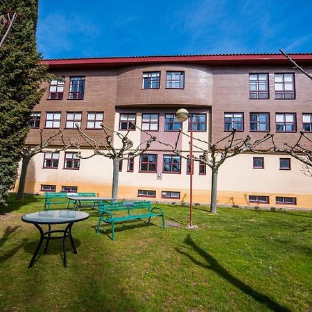 Residencia Hospital Del Rey Hostel Burgos Ngoại thất bức ảnh