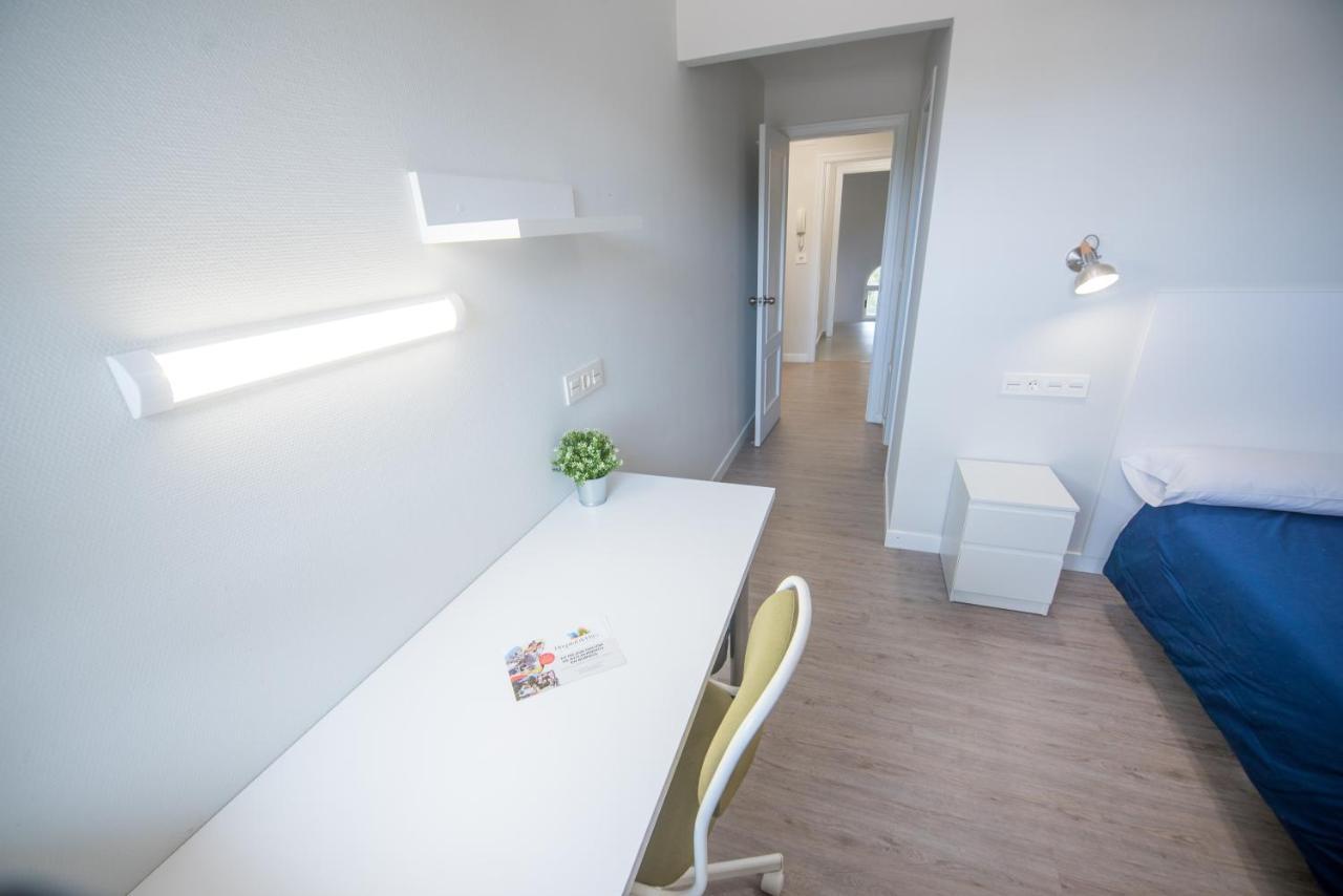Residencia Hospital Del Rey Hostel Burgos Ngoại thất bức ảnh