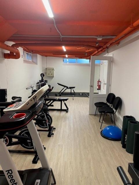 Residencia Hospital Del Rey Hostel Burgos Ngoại thất bức ảnh